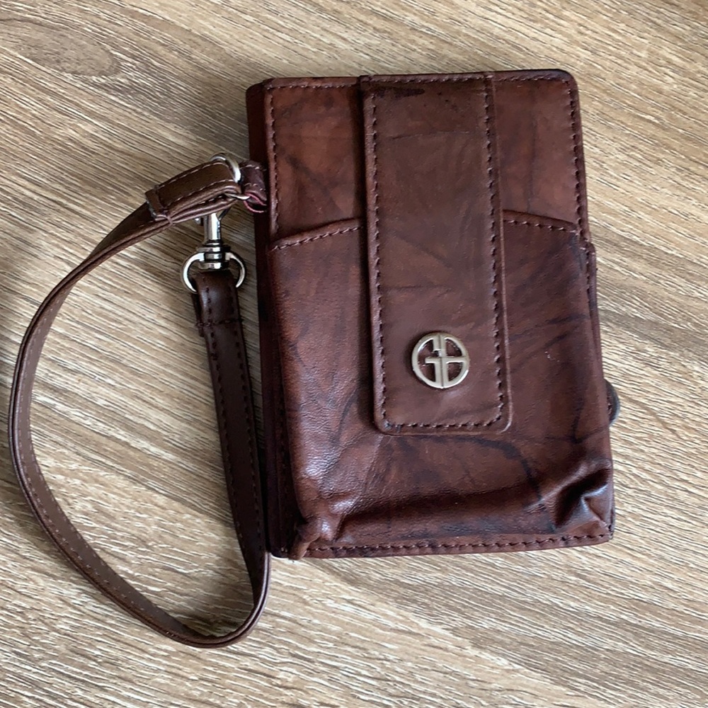 Giani Bernini Grab & Go Wallet Brown